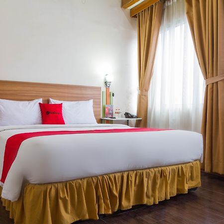 Reddoorz Plus @ Surapati 2 Bandung Eksteriør billede