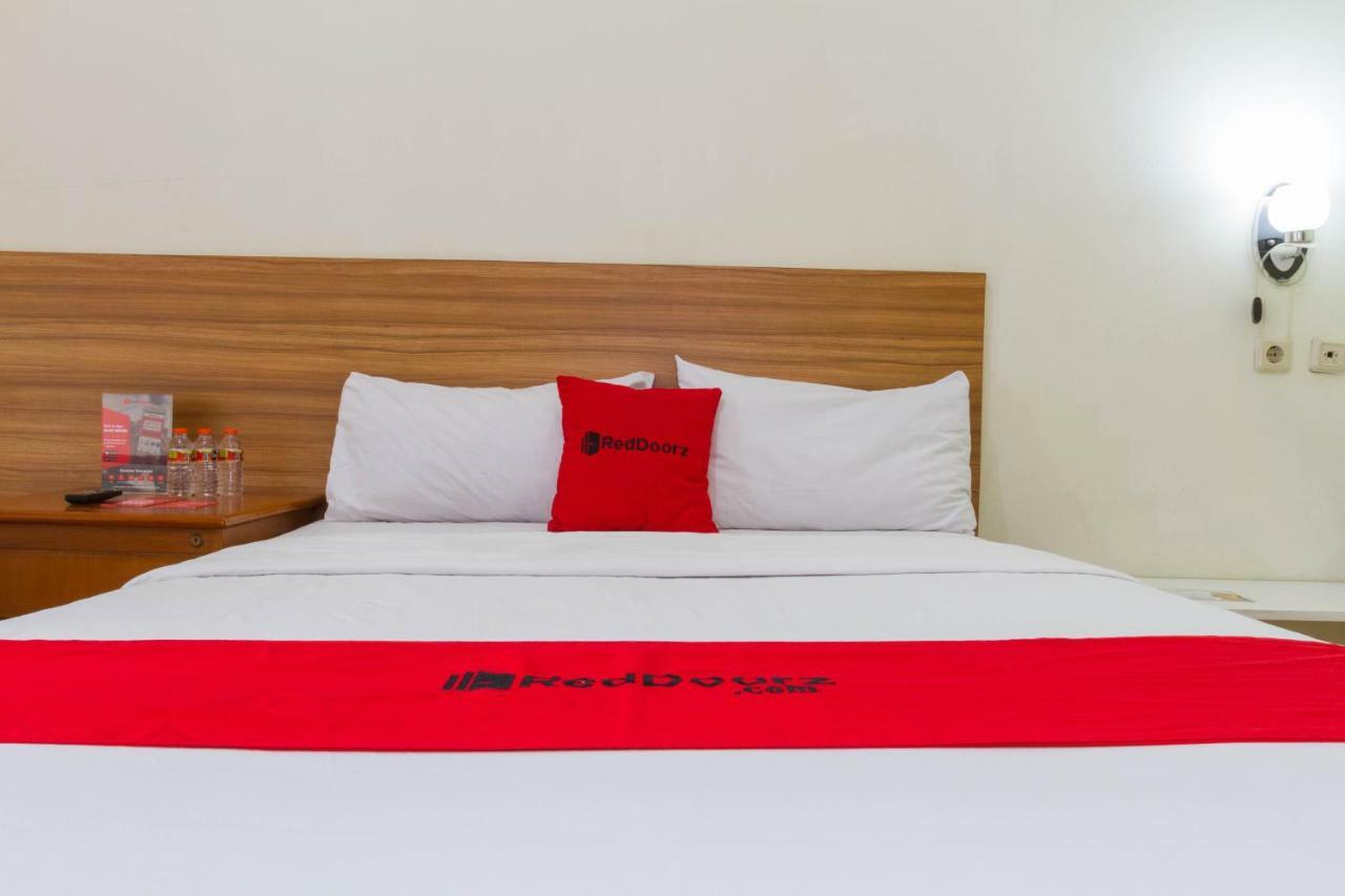 Reddoorz Plus @ Surapati 2 Bandung Eksteriør billede